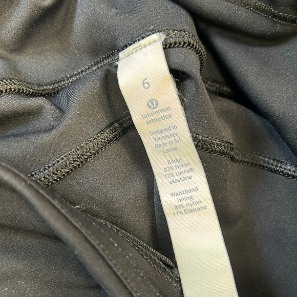 LULULEMON sz 6 black “fast and free”, high-rise 23 inch inseam leggings - Picture 5 of 7